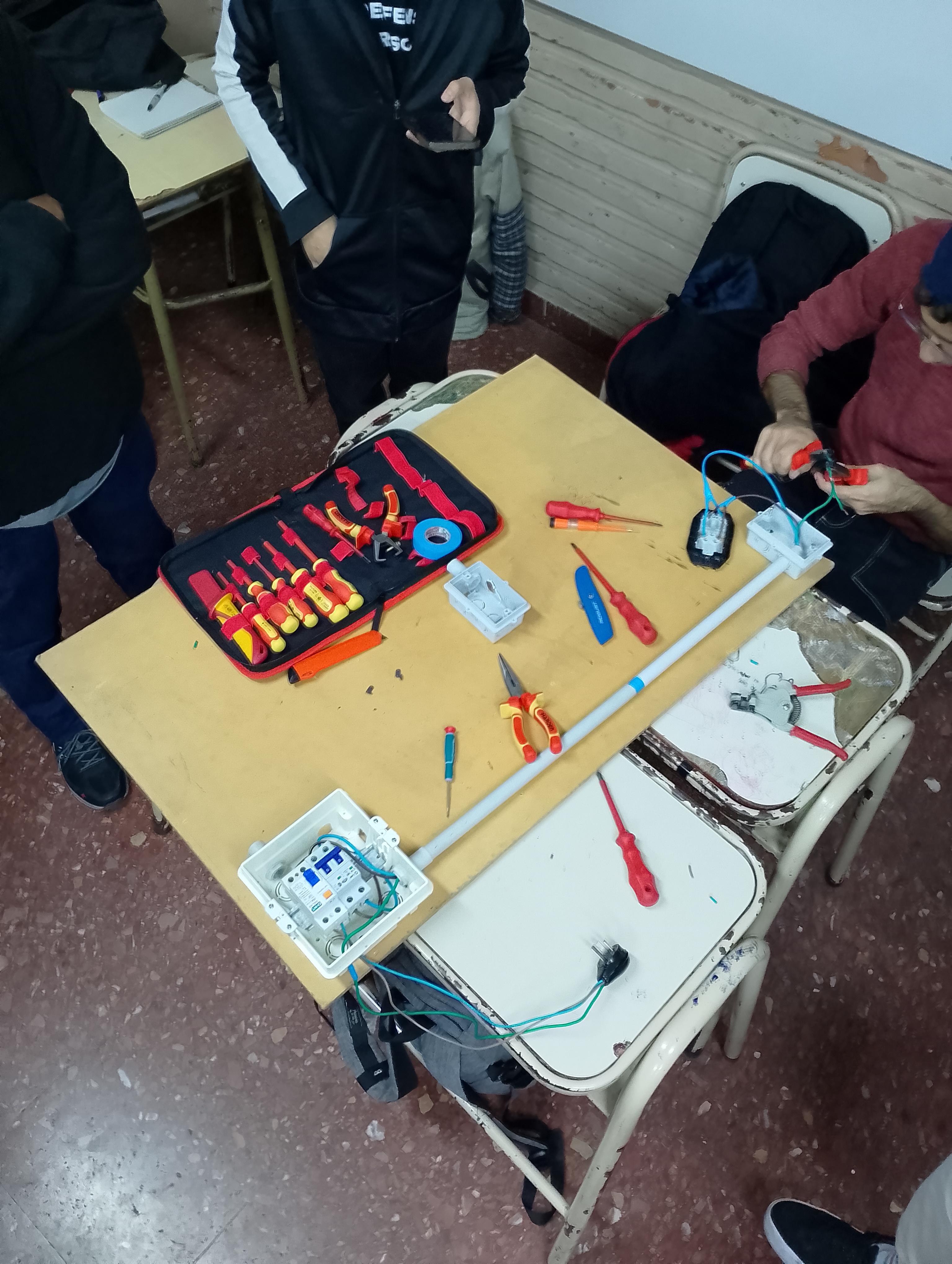 Laboratorio de Electrónica Básica